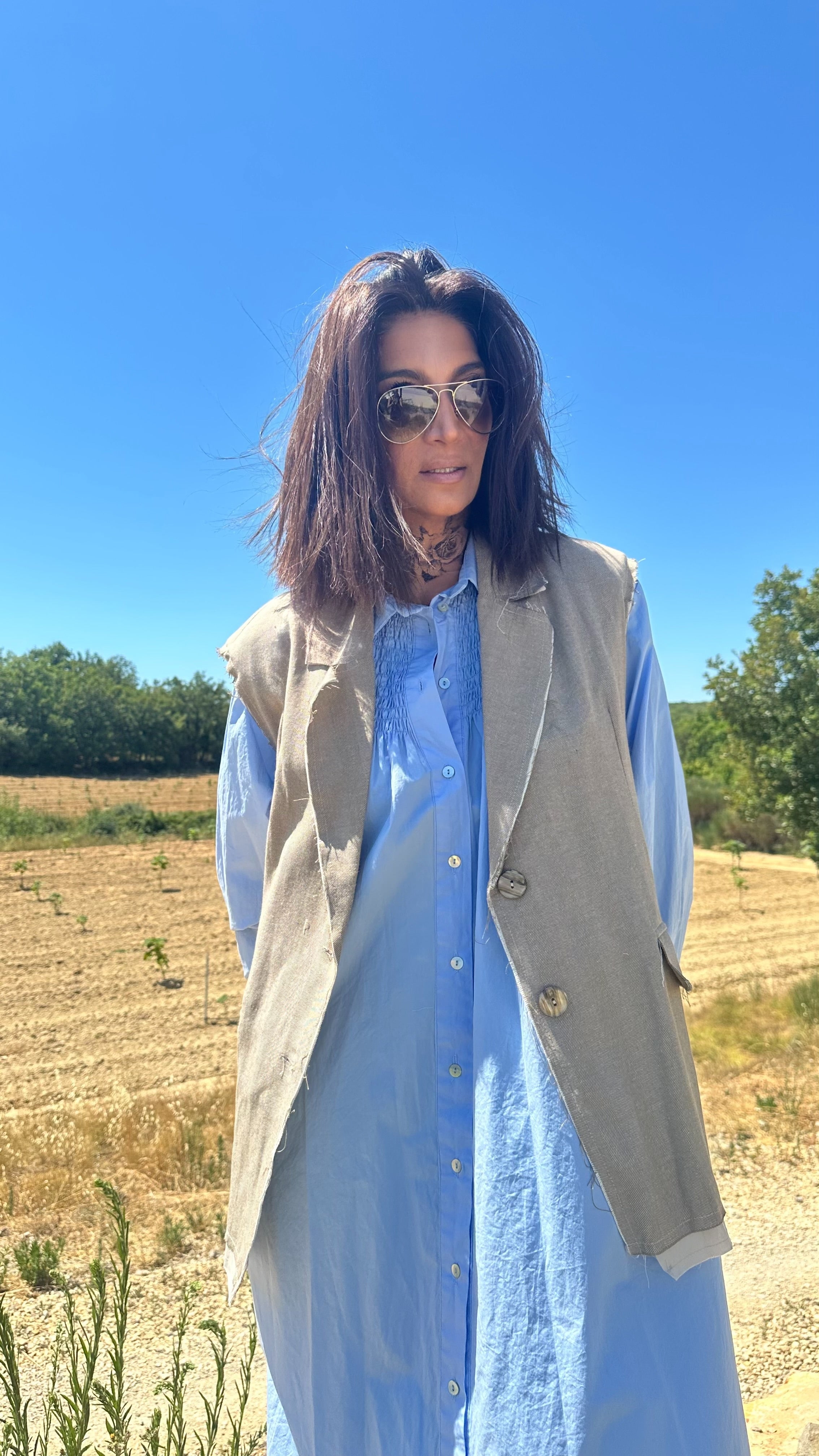 Gilet sans manches over size beige, Banditas, France, Marseille, La Boutique 83470 power