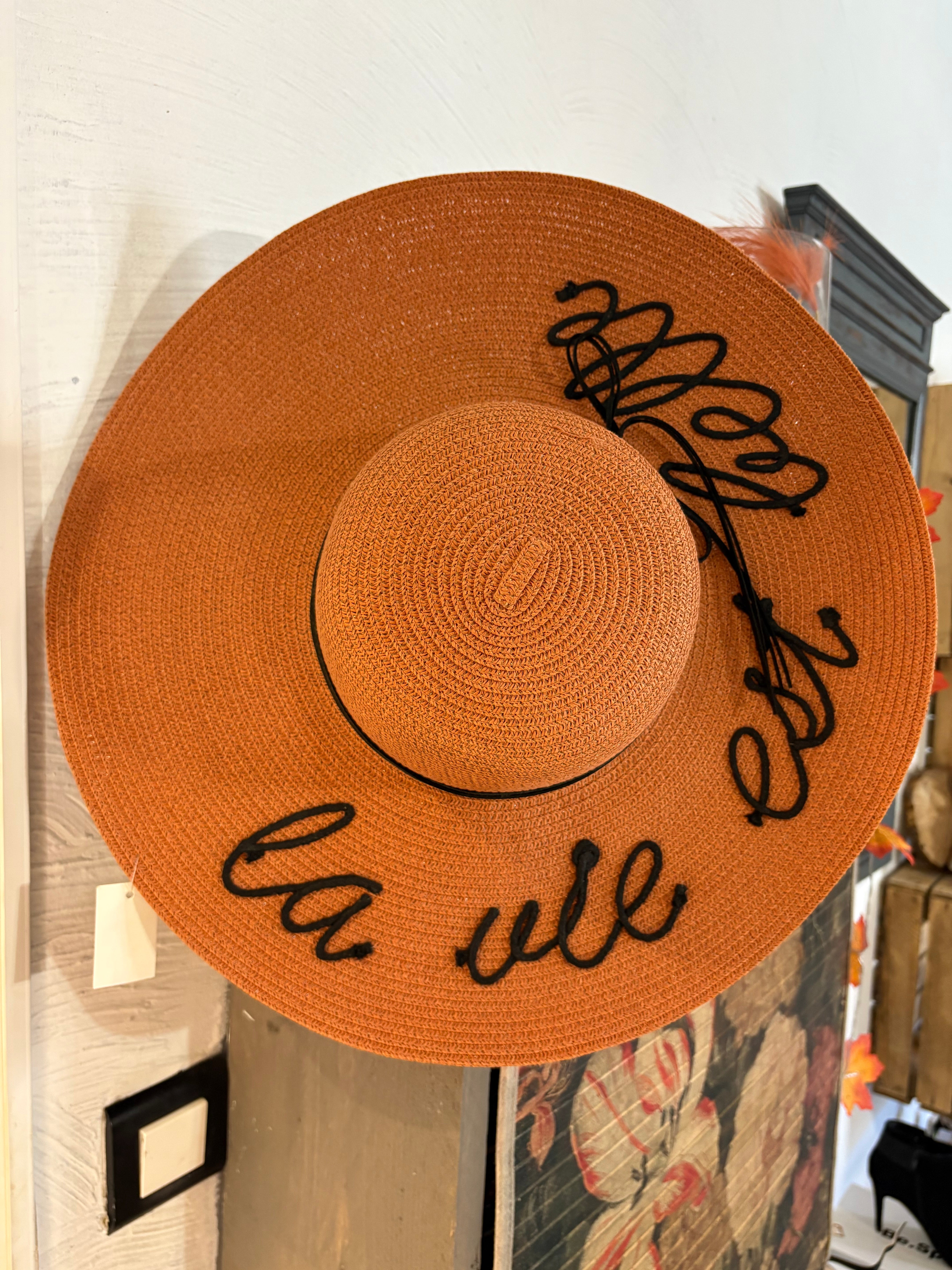 Chapeau La vie est belle