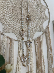 La Boutique 83470 Collier Beige Sautoir LOVE Sautoir LOVE