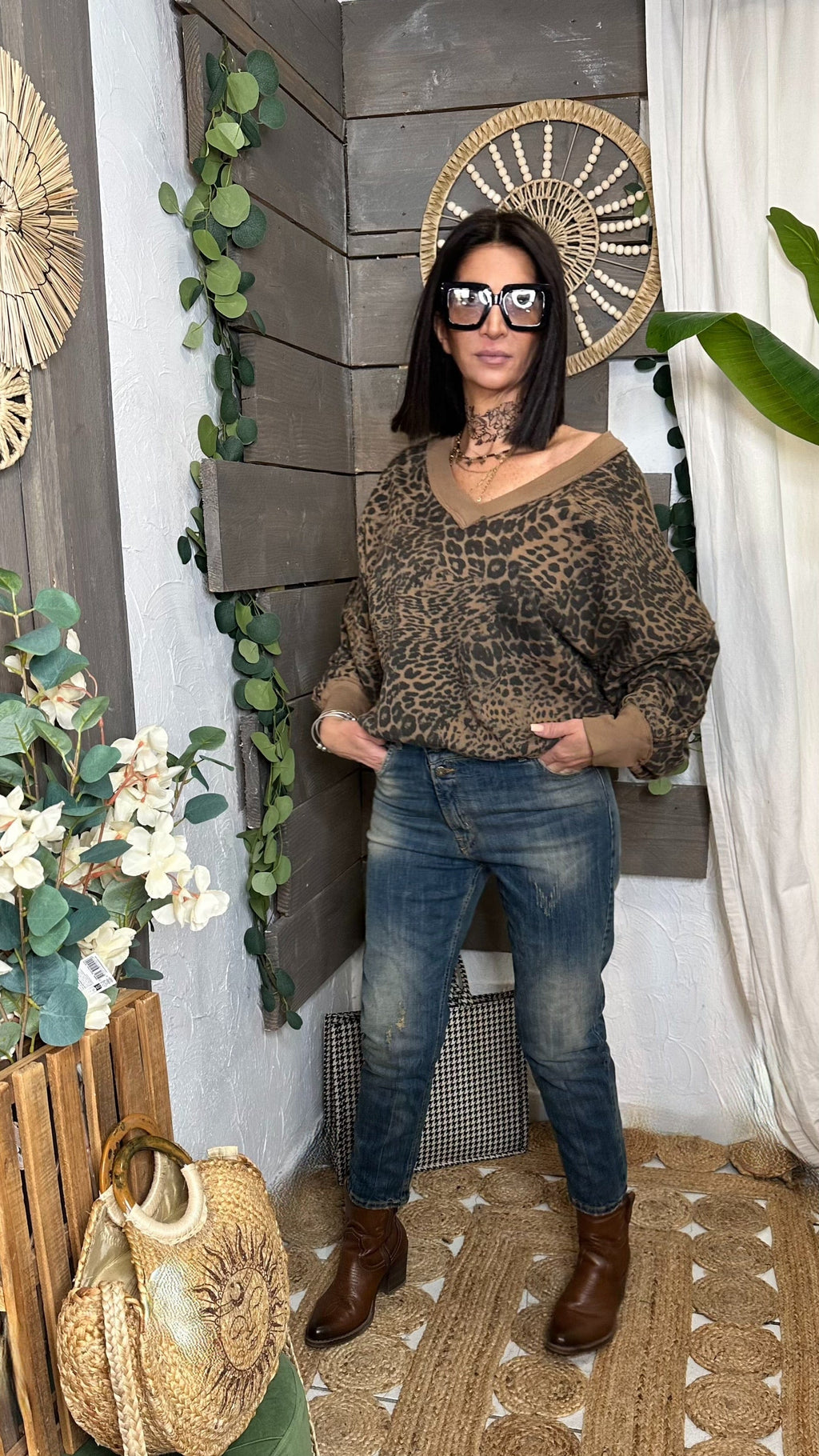 La Boutique 83470 Pantalon à pince Banditas from Marseille Jean TIMON Banditas from Marseille Jean TIMON Banditas from Marseille