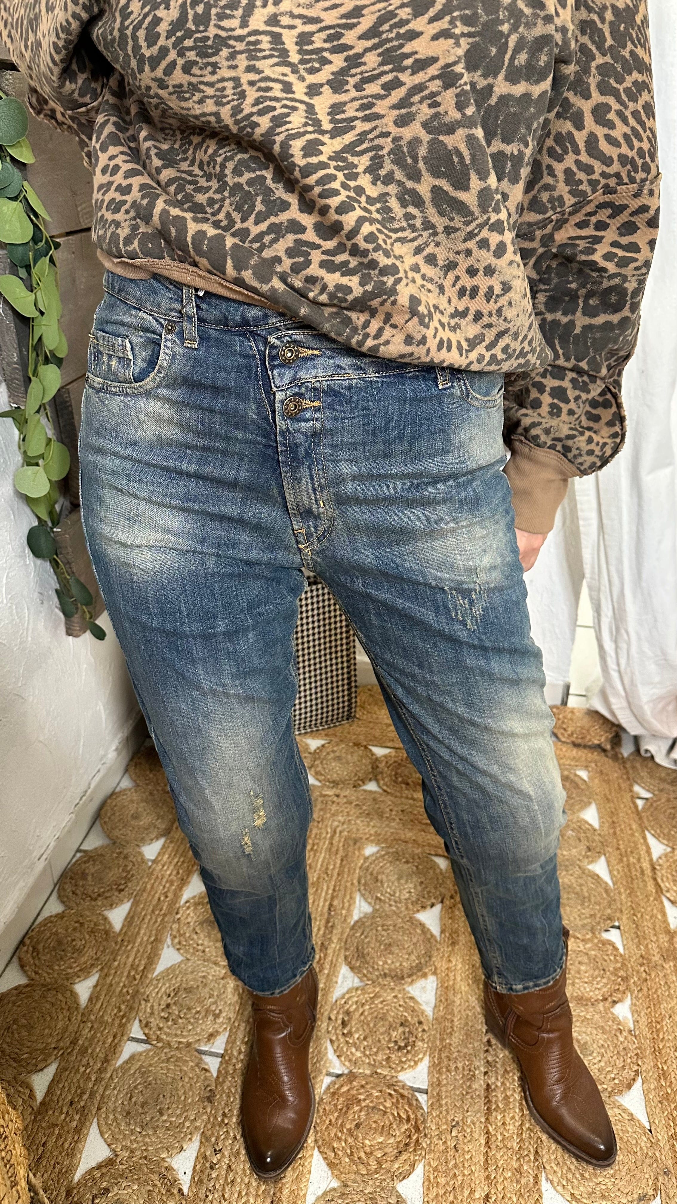 La Boutique 83470 Pantalon à pince Banditas from Marseille Jean TIMON Banditas from Marseille Jean TIMON Banditas from Marseille