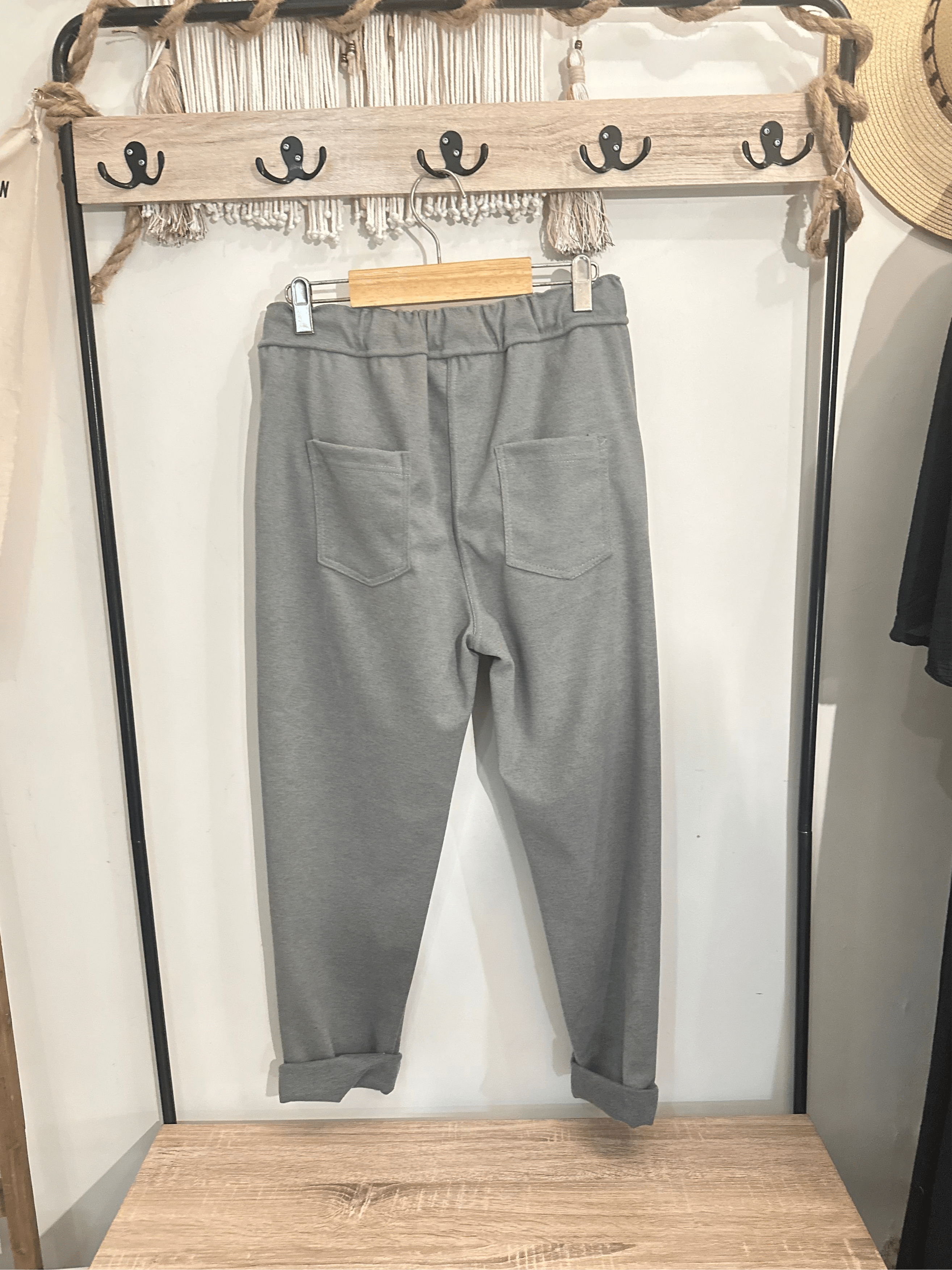 La Boutique 83470 Pantalons femme Pantalon GUILLAUME Pantalon GUILLAUME